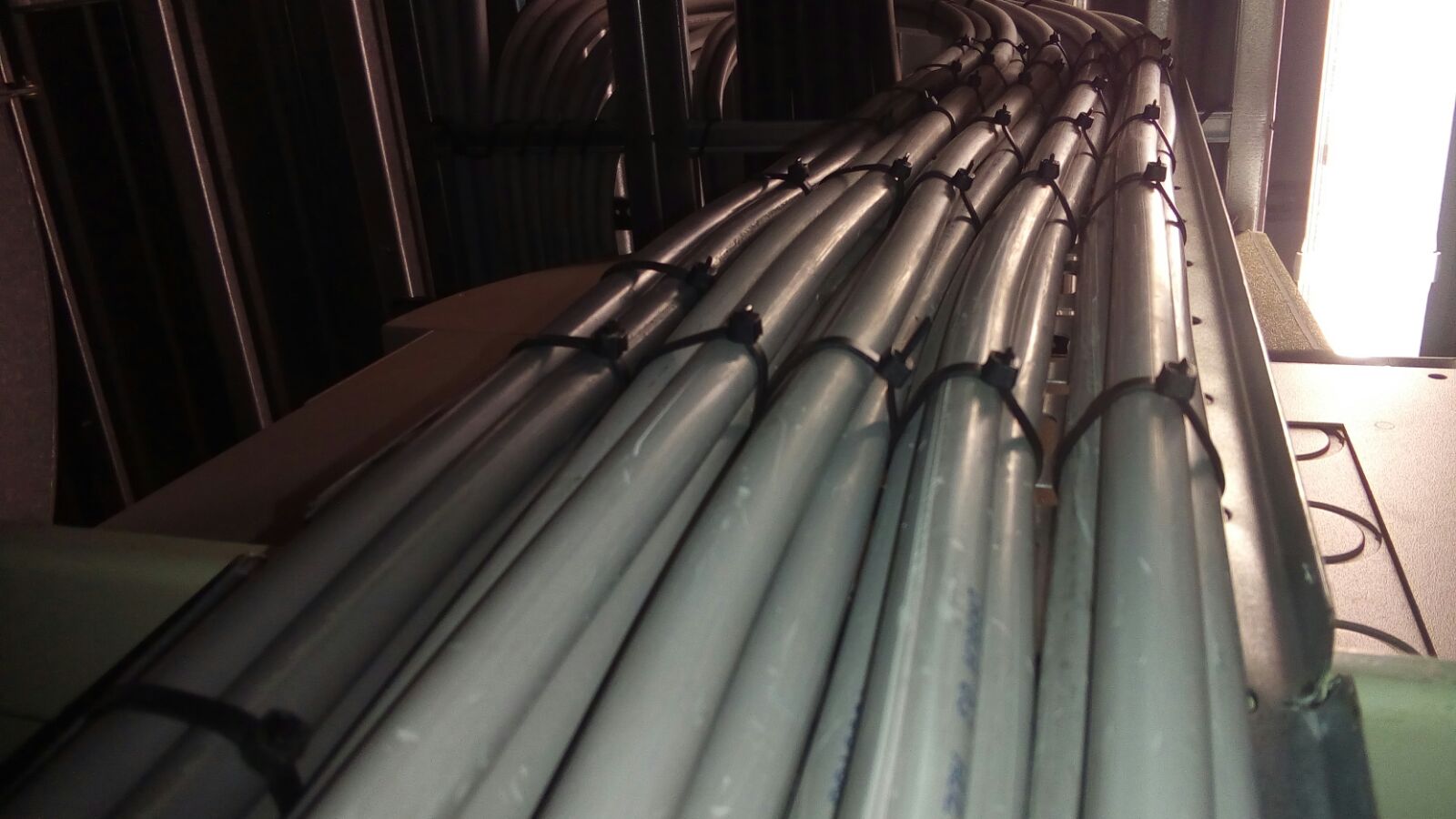Aansluiten van de verlichting, nalopen van schakelaars van verlichting in huis bij G.Mahil